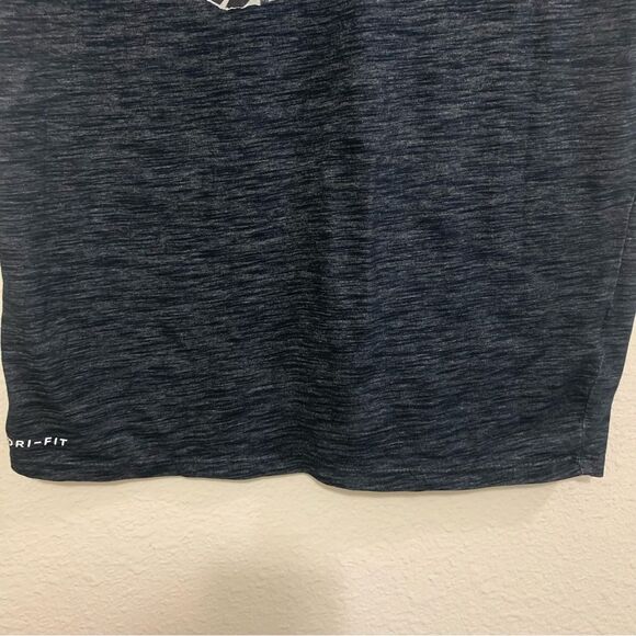 NIKE DRI-FIT SHORT SLEEVE GRAPHIC T-SHIRT BLACK BOY’S YOUTH SMALL. - Picture 5 of 10